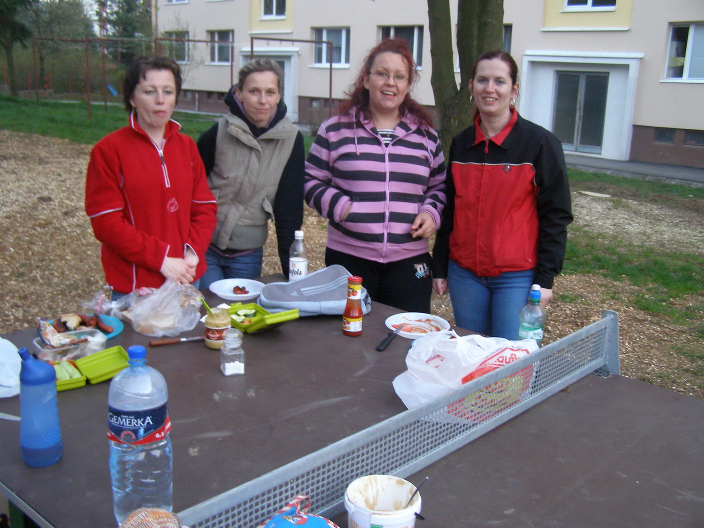 rohová foto, okolo rohu
